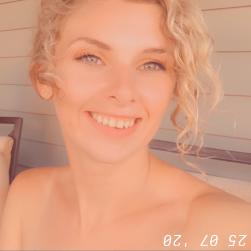 Meet your Posher, Marissa